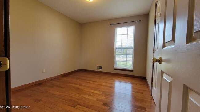 Building Photo - 10313 Chimney Ridge Ct