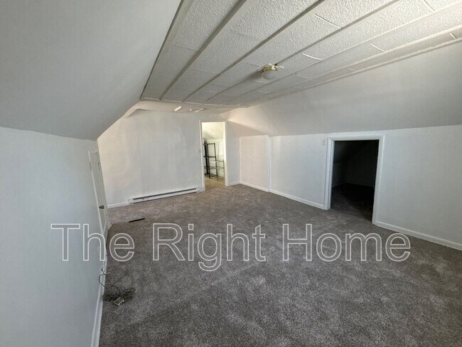 Building Photo - 3021 Harney St