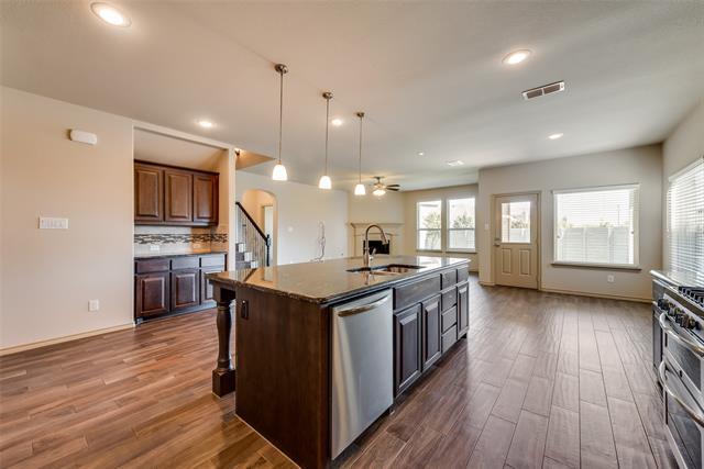 Building Photo - 112 Bluebird Wy