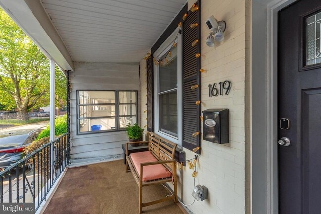 Building Photo - 1619 N Corlies St