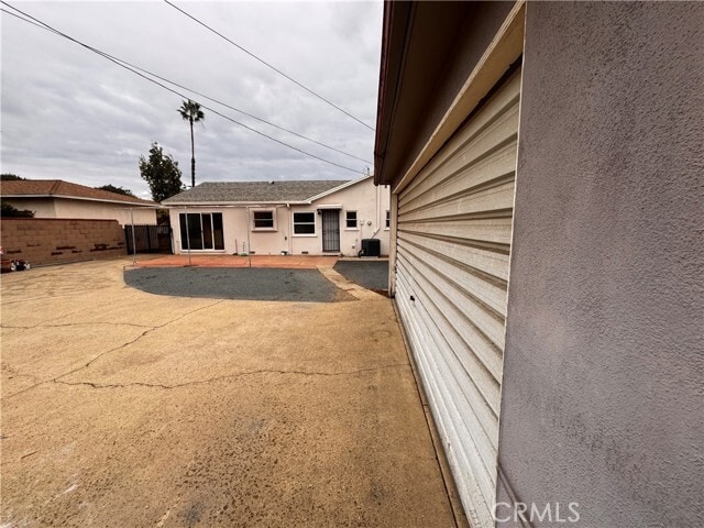 Building Photo - 832 W Granada Ct