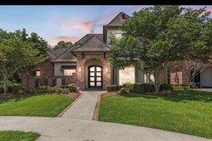 Building Photo - 401 Torrenova Cir