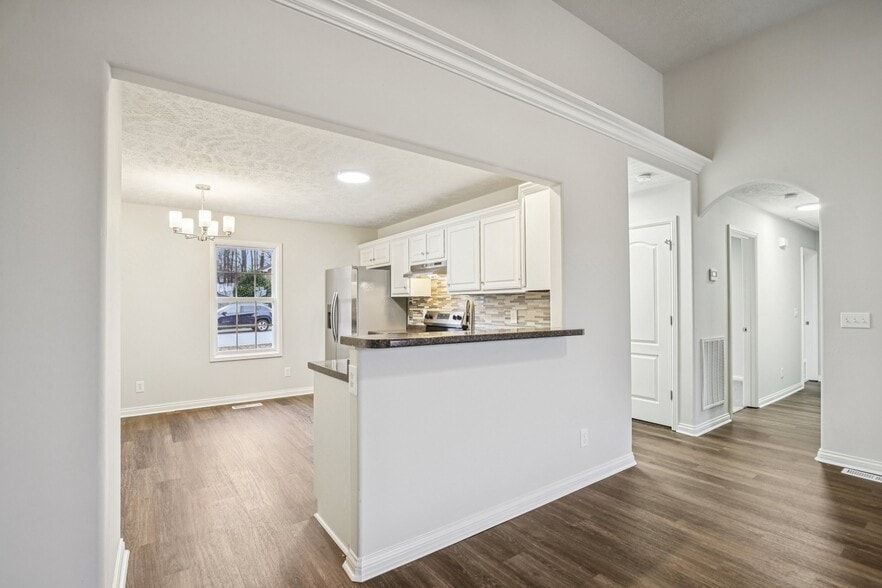 Building Photo - 205 Christine Dr