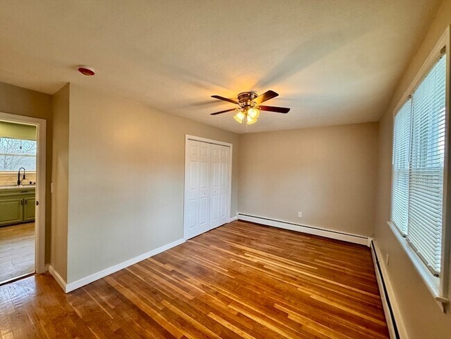 Building Photo - 34 Gates Ln