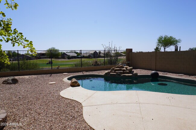 Building Photo - 29285 N Yellow Bee Dr