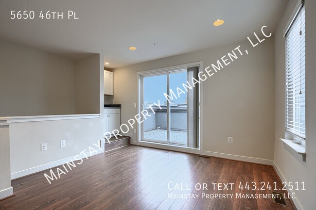 Building Photo - 5650 46th Pl