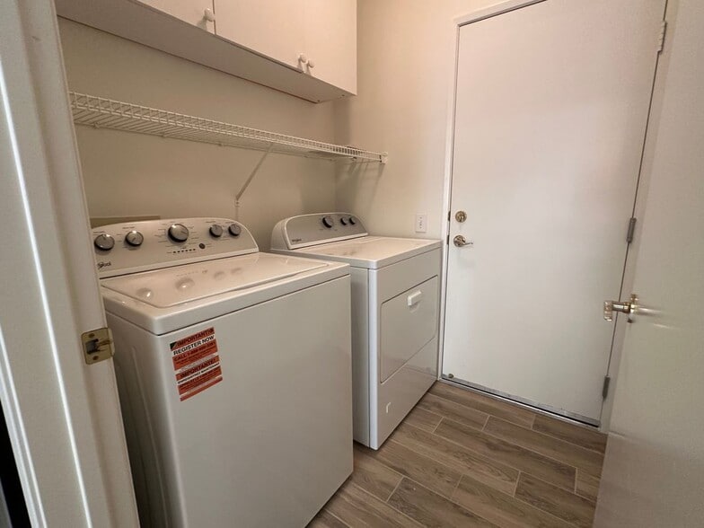 Building Photo - 78929 Lavender Cir