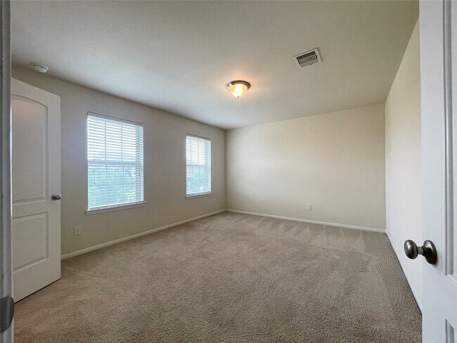 Building Photo - 3010 Overbrook Meadow Ln