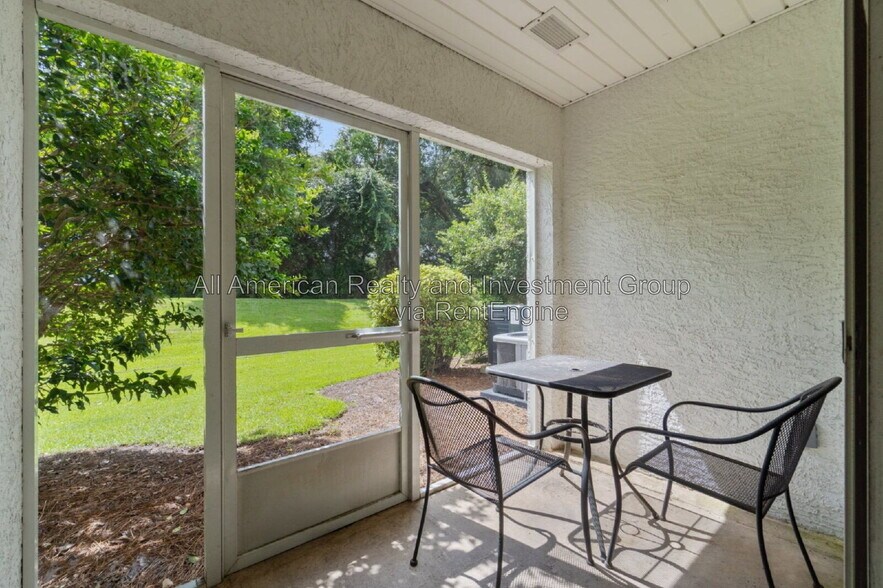 Building Photo - 4274 Calinda Ln