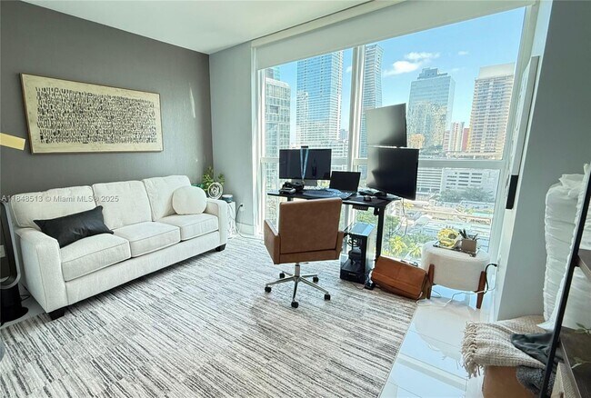 Building Photo - 1080 Brickell Ave