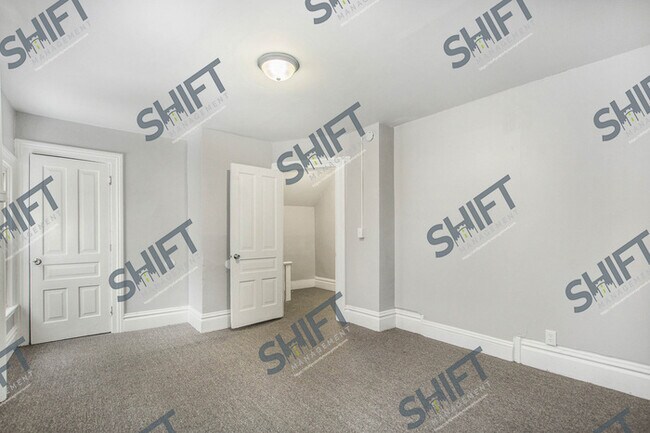 Building Photo - 214 Lexington #3: BEAUTIFUL updated three ...