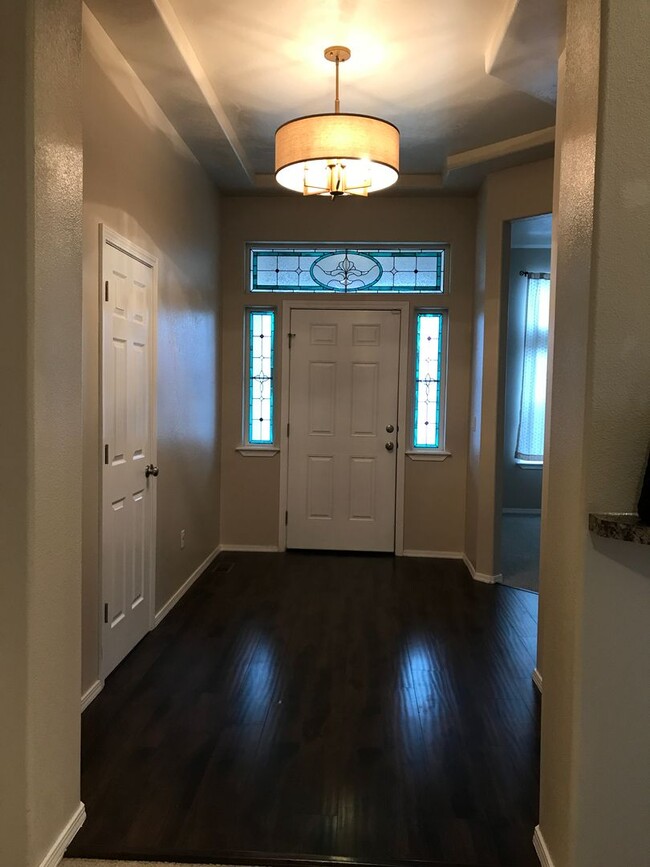 Building Photo - 2034 Northern Sky Dr