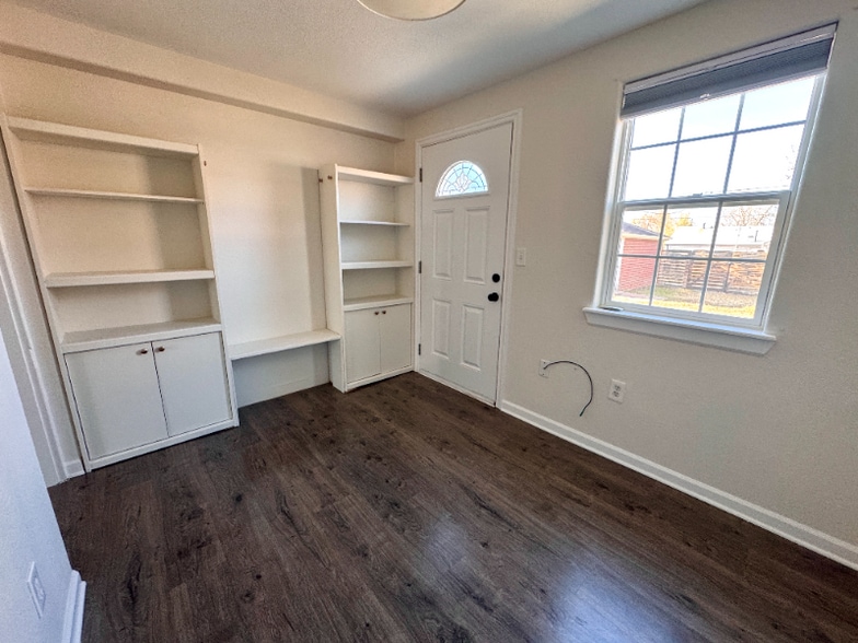 Building Photo - 3647 Adams St