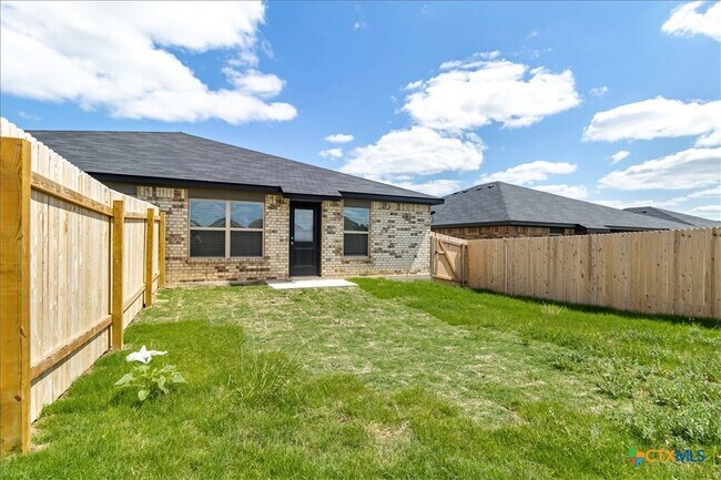Building Photo - 1242 Lehmann Dr