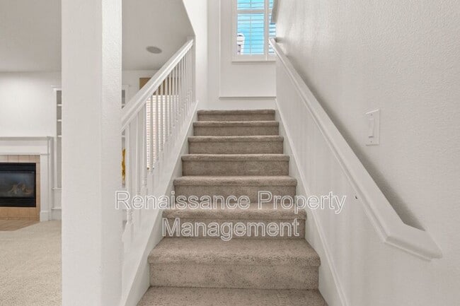 Building Photo - 1801 Riverview Ave