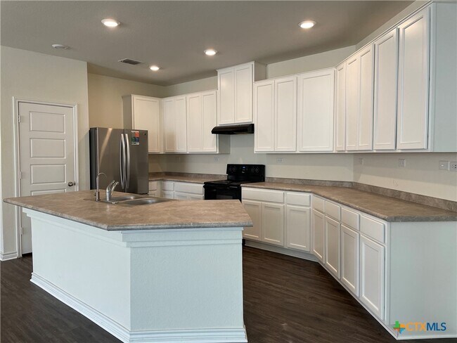 Building Photo - 2078 Wind Chime Wy