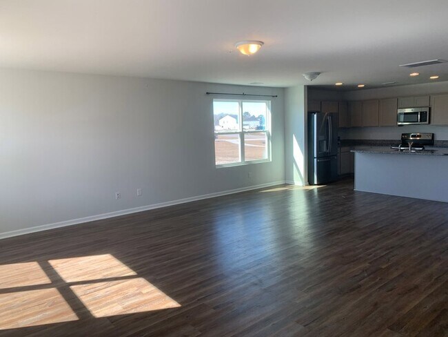 Building Photo - 481 Tondee Wy