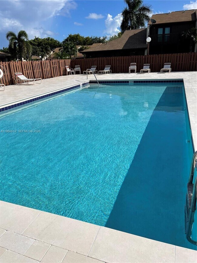 Building Photo - 1422 Amanda St