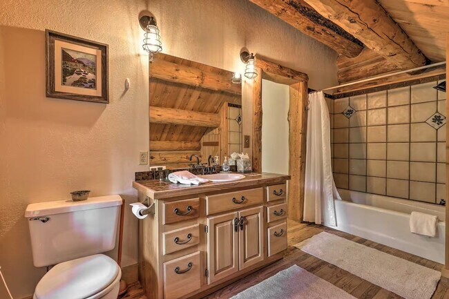 Building Photo - Mountain Cabin. Abundant outdoor amenities and activities nearby! 1 year lease! Pets negotiable!