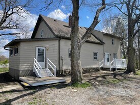 Building Photo - 1592 E 236th St