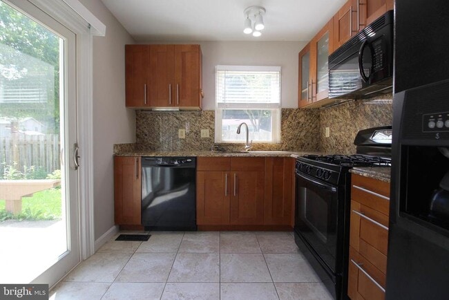 Building Photo - 6215 Gemini Ct