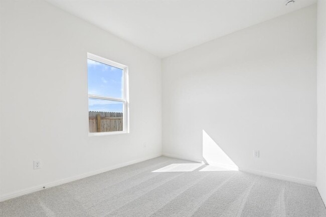 Building Photo - 1305 Morris Lp