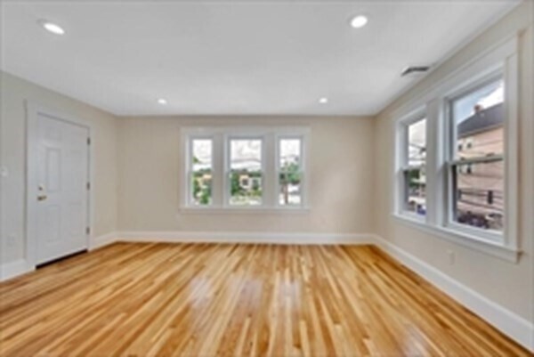 Building Photo - 25 Sheafe St