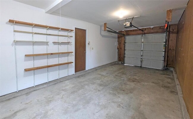 Building Photo - 332 Spencer Pl