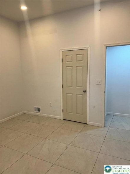 Building Photo - 134 S 3rd St