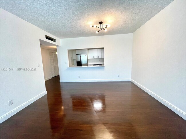 Building Photo - 19390 Collins Ave