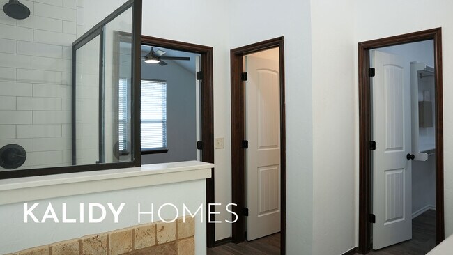 Building Photo - 13049 SW 5th St