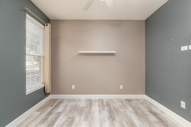 Building Photo - 4734 Harvest Dr