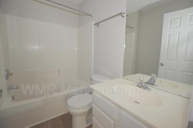 Building Photo - 7434 Stone Mountain Ct
