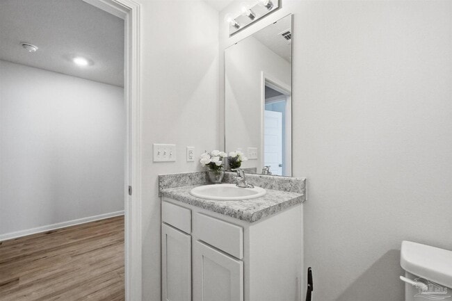 Building Photo - 5367 Peach Dr