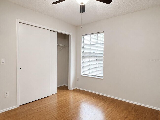 Building Photo - 14426 Island Cove Dr