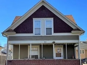 Building Photo - 1837 10th Ave