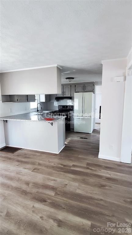 Building Photo - 132 Mt Mourne Loop