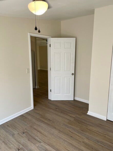 Bedroom - 243 Cobb St