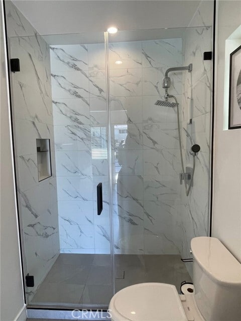 Building Photo - 23519 Aetna St