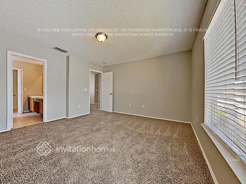 Building Photo - 1444 Carey Glen Cir