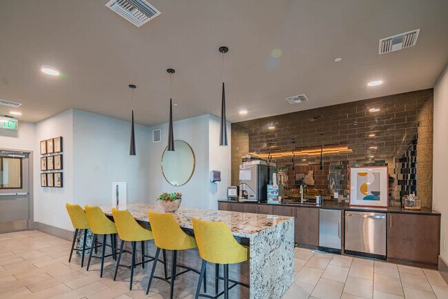 Building Photo - 15501 N Dial Blvd