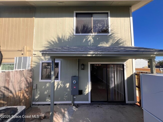 Building Photo - 4611 Tree Ridge Ln NE