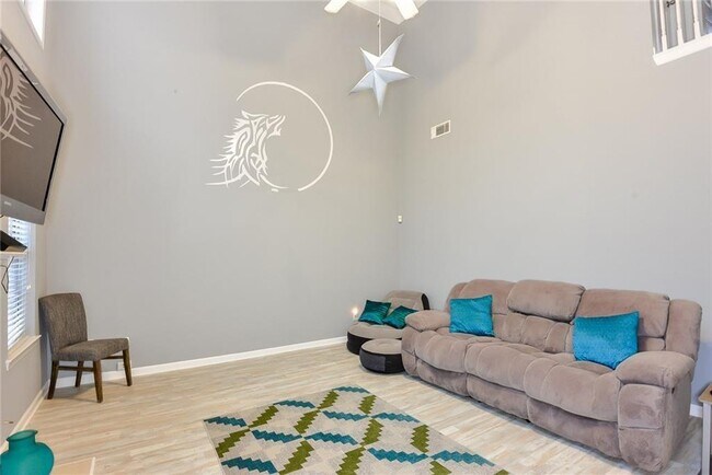 Building Photo - 1029 Ashton Oak Cir