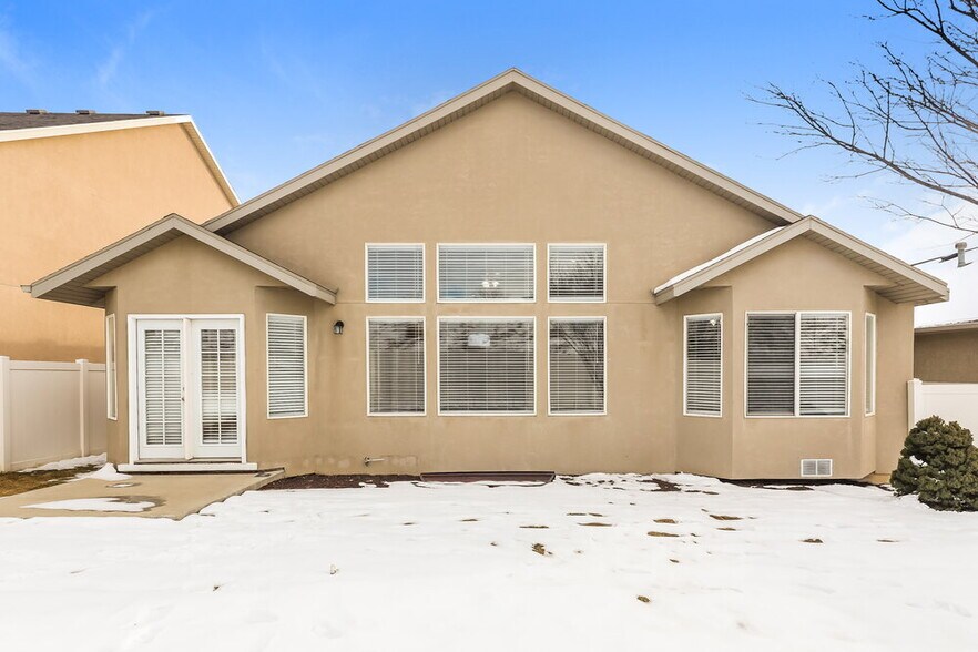 Building Photo - 12682 Diamondback Dr