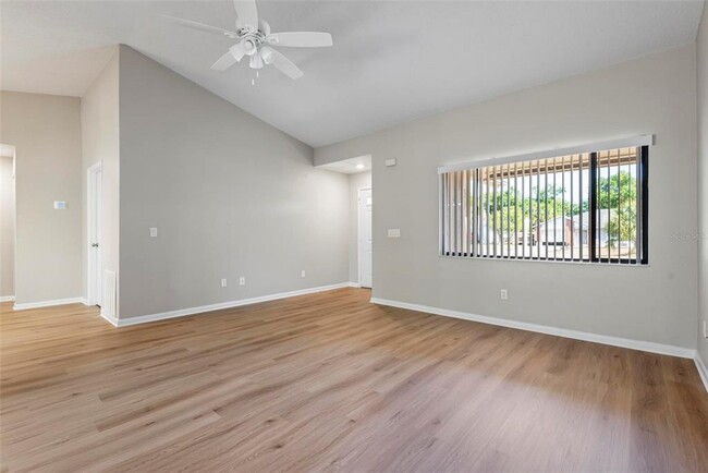 Building Photo - 12 Blairmore Pl