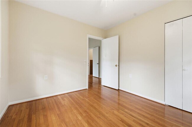 Building Photo - 3302 Wynn Dr