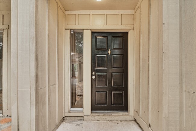 Building Photo - 2425 W Settler's Way