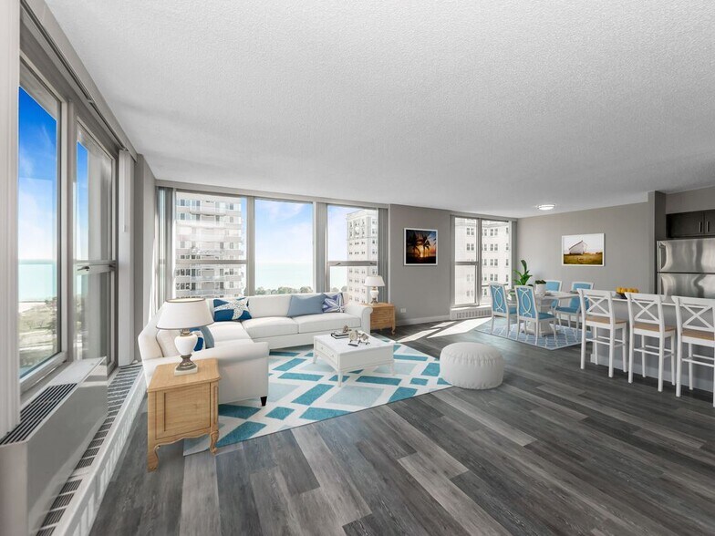 Building Photo - 5600 N Sheridan Rd