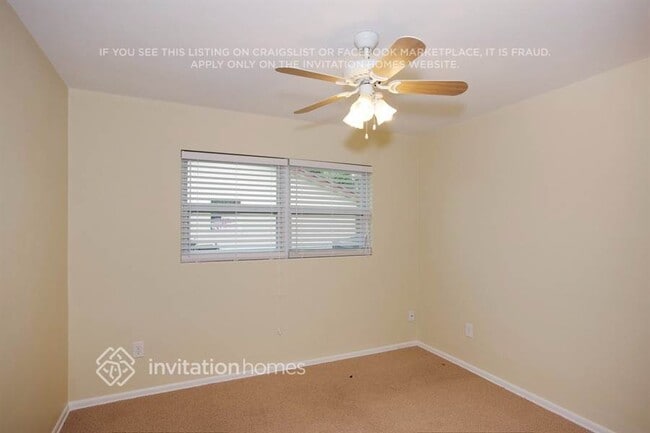 Building Photo - 3900 Lejune Ave