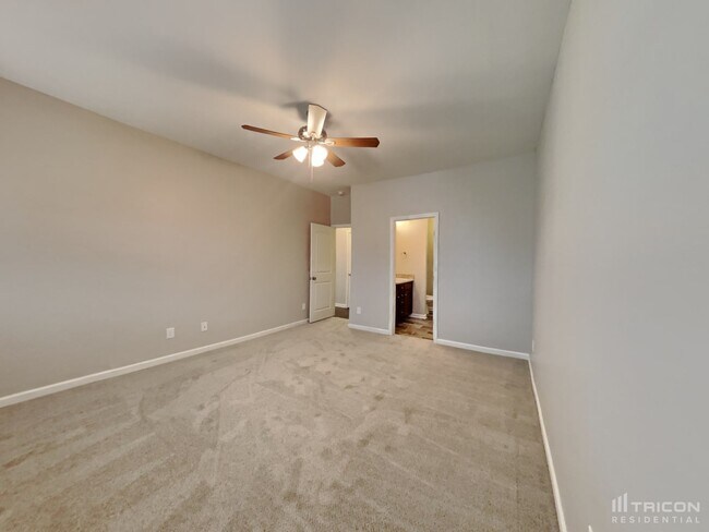 Building Photo - 162 Carissa Dr